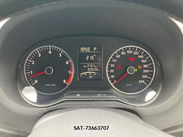 VolksWagen POLO 2011-04 7621349-20