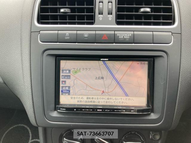 VolksWagen POLO 2011-04 7621349-23