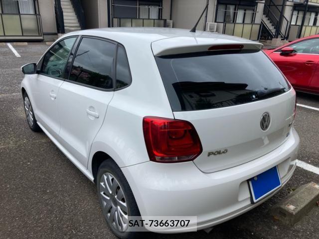 VolksWagen POLO 2011-04 7621349-4