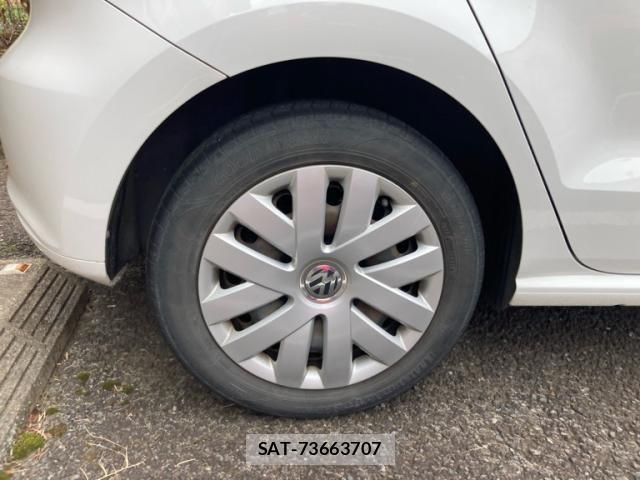 VolksWagen POLO 2011-04 7621349-6