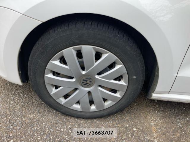 VolksWagen POLO 2011-04 7621349-8
