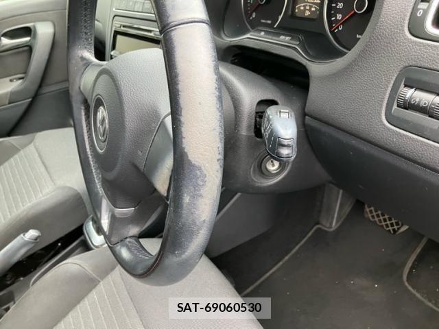 VolksWagen POLO 2013-08 7621348-13