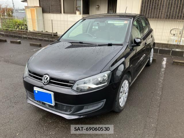 VolksWagen POLO 2013-08 7621348-1