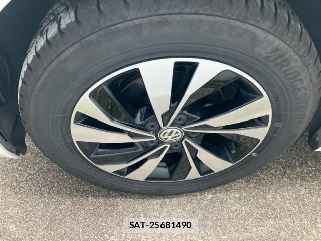 VolksWagen POLO 2019-11 7621344-9