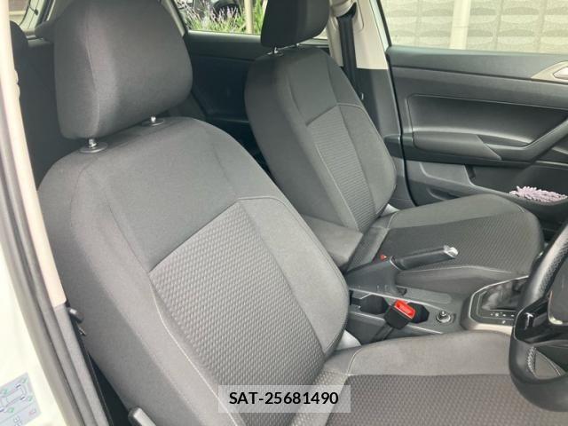 VolksWagen POLO 2019-11 7621344-11