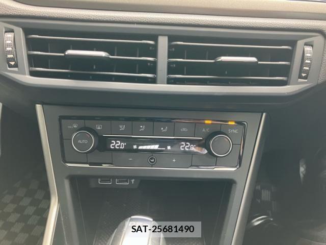 VolksWagen POLO 2019-11 7621344-15