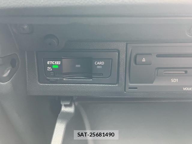 VolksWagen POLO 2019-11 7621344-16