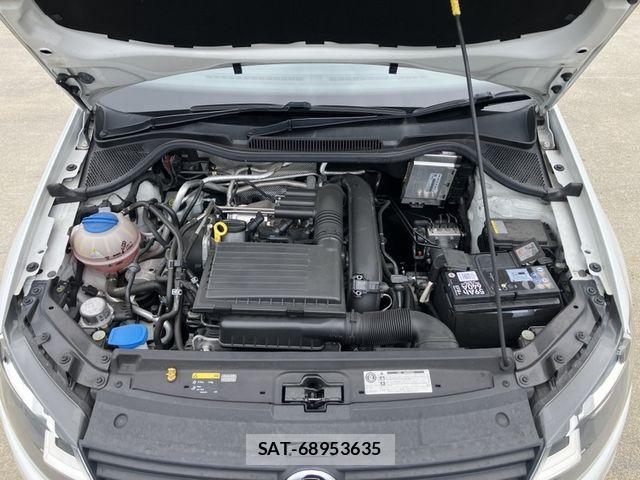 VolksWagen POLO 2017-05 7621345-13