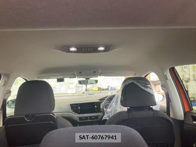 VolksWagen POLO 2018-03 7621347-9