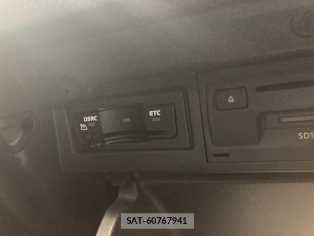 VolksWagen POLO 2018-03 7621347-25