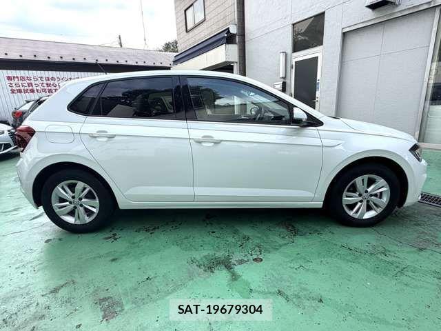 VolksWagen POLO 2021-02 7621342-9