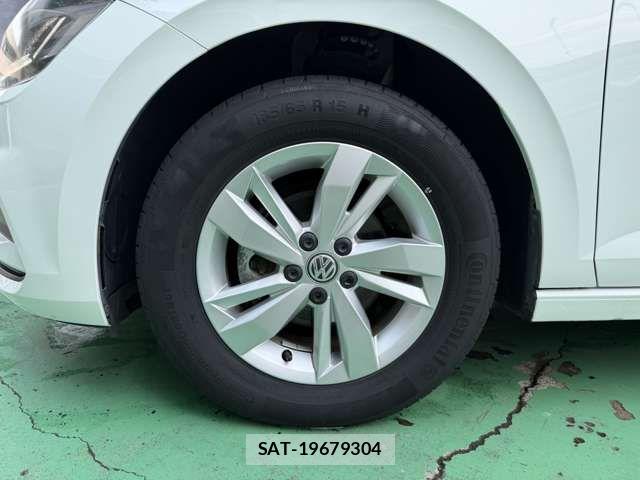 VolksWagen POLO 2021-02 7621342-7
