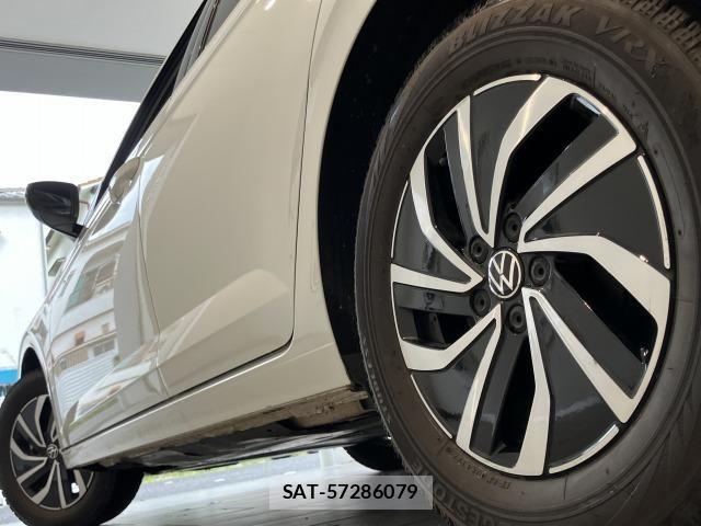 VolksWagen POLO 2022-08 7730729-12
