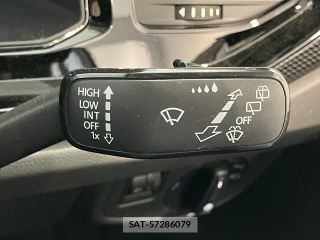VolksWagen POLO 2022-08 7730729-8
