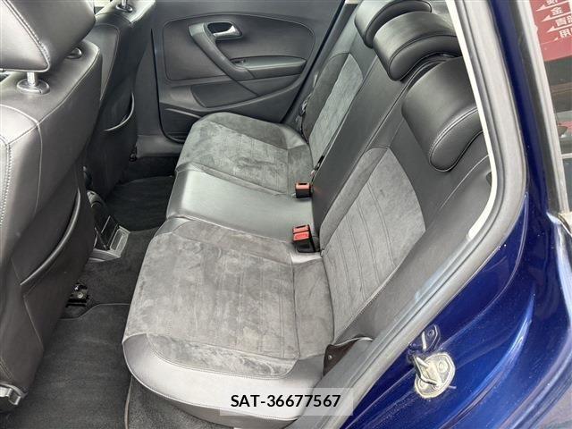 VolksWagen POLO 2011-05 7730737-9