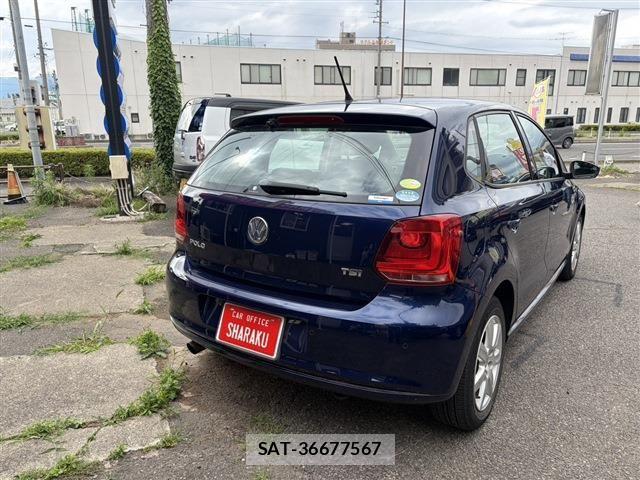 VolksWagen POLO 2011-05 7730737-10