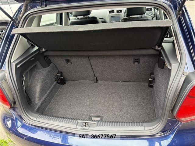 VolksWagen POLO 2011-05 7730737-11