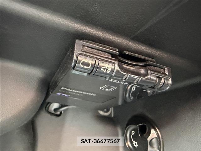 VolksWagen POLO 2011-05 7730737-15