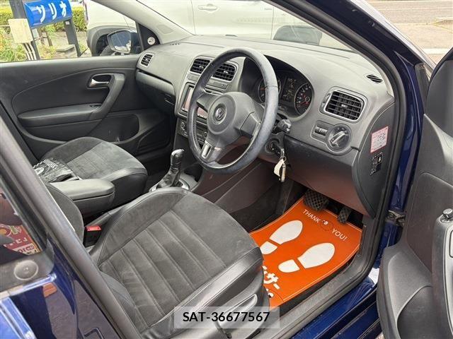 VolksWagen POLO 2011-05 7730737-5