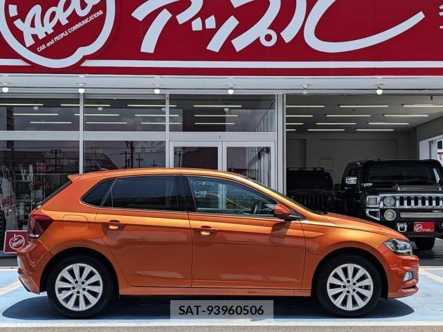 VolksWagen POLO 2018-04 7790514-3