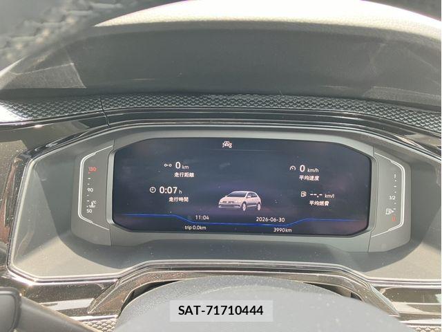 VolksWagen POLO 2023-10 7790519-6