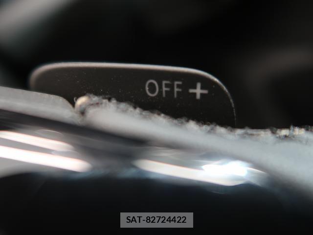 VolksWagen POLO 2021-08 7790518-9