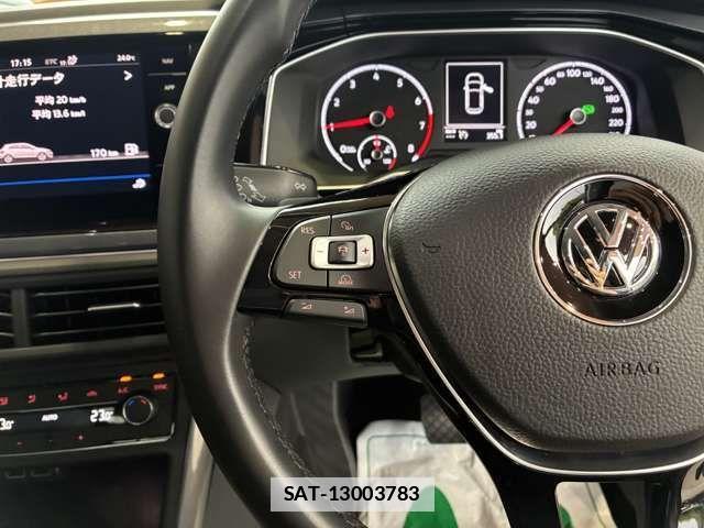 VolksWagen POLO 2018-07 7790516-11