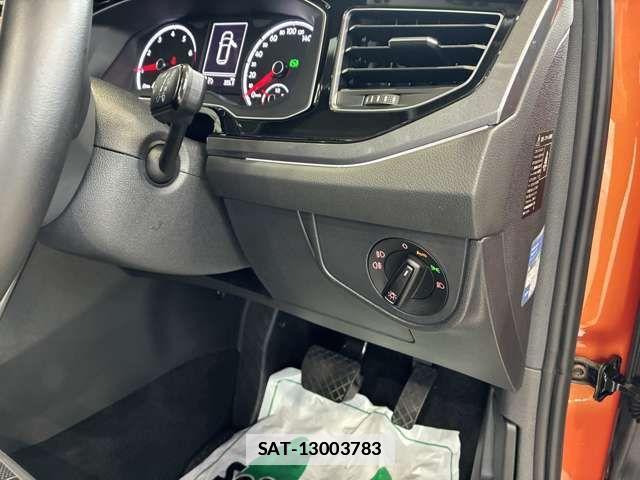 VolksWagen POLO 2018-07 7790516-14