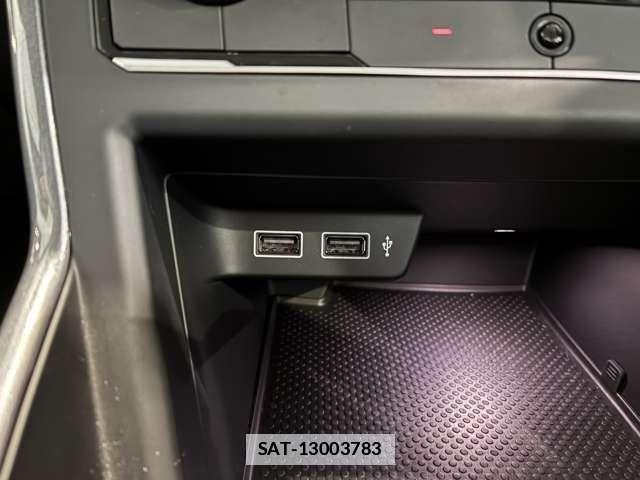VolksWagen POLO 2018-07 7790516-18