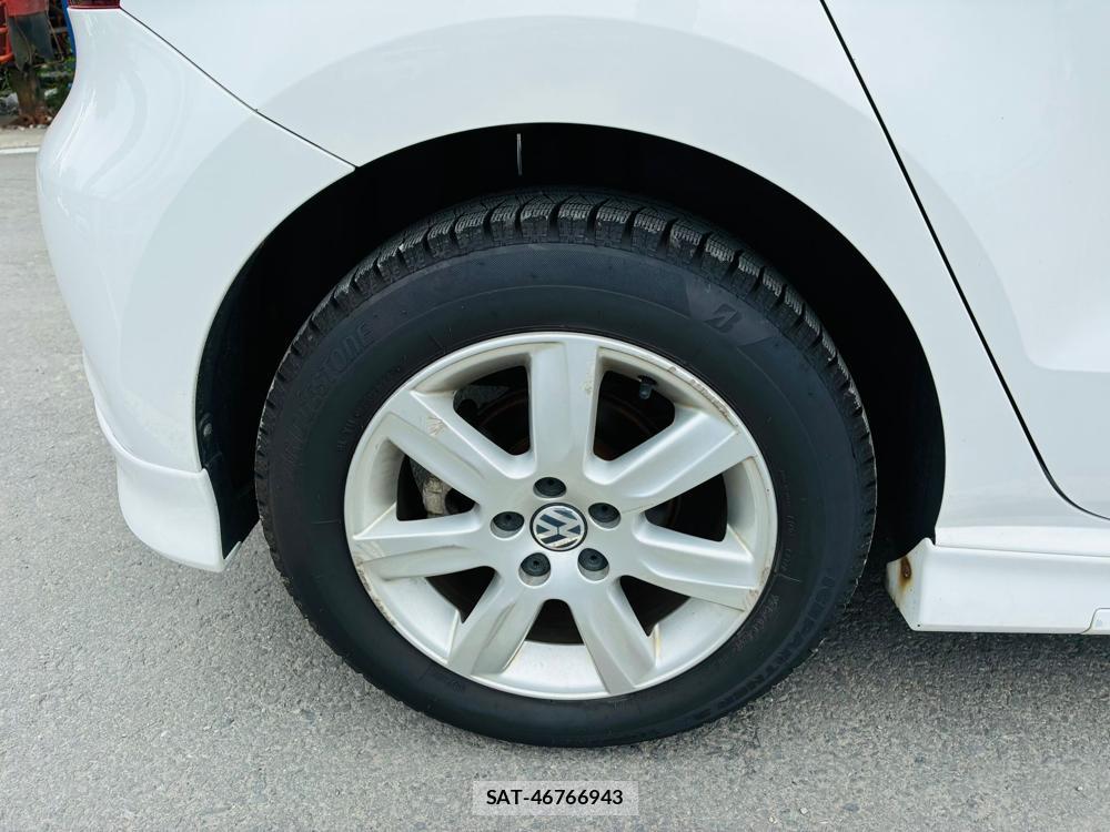VolksWagen POLO 2010-06 7331200-27