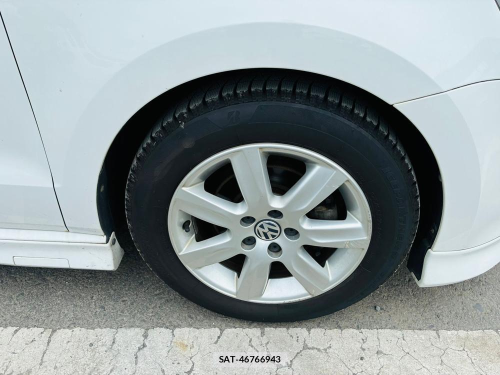 VolksWagen POLO 2010-06 7331200-28