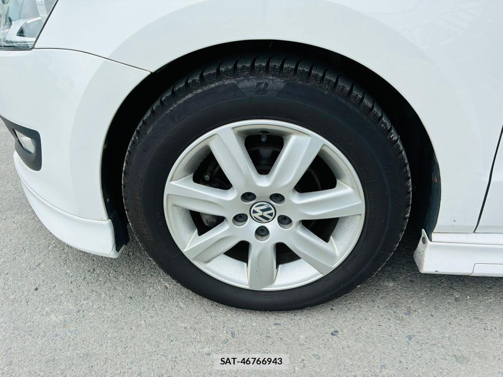 VolksWagen POLO 2010-06 7331200-29