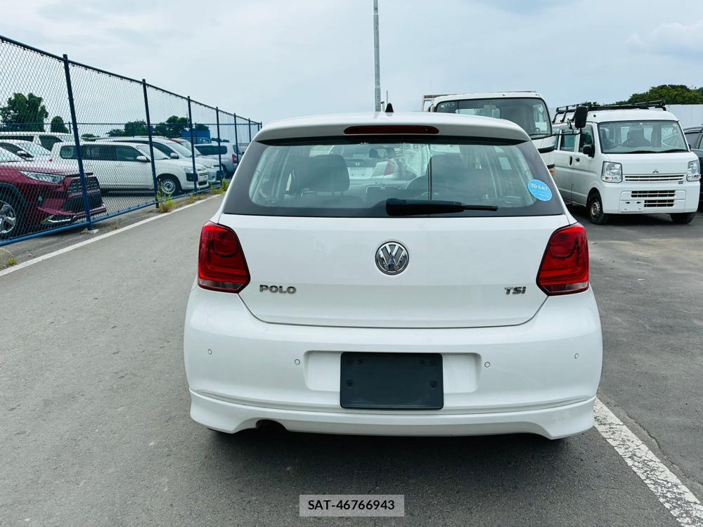 VolksWagen POLO 2010-06 7331200-3