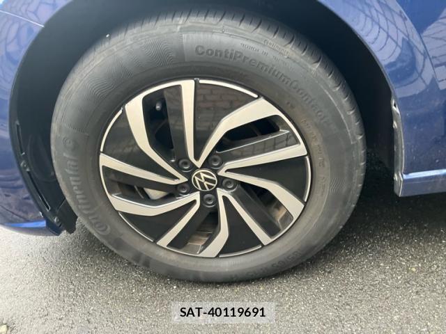 VolksWagen POLO 2022-09 7880509-11