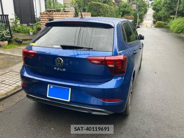 VolksWagen POLO 2022-09 7880509-1