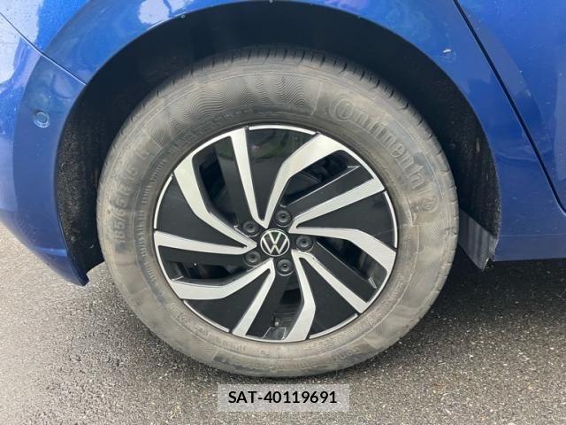 VolksWagen POLO 2022-09 7880509-5