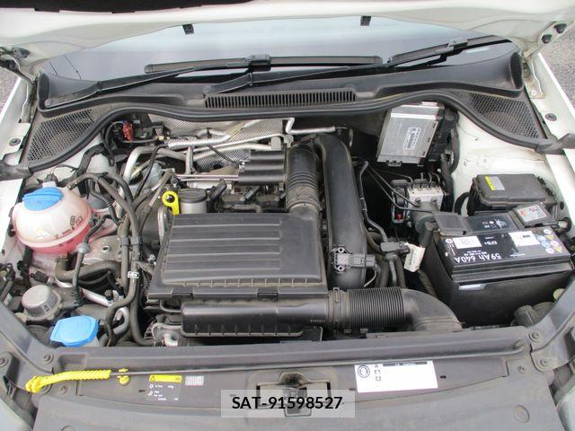 VolksWagen POLO 2015-09 7880514-19