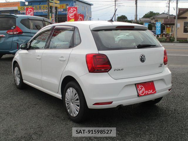 VolksWagen POLO 2015-09 7880514-4