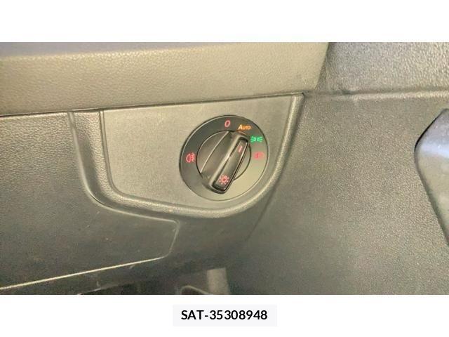 VolksWagen POLO 2021-03 7903629-16