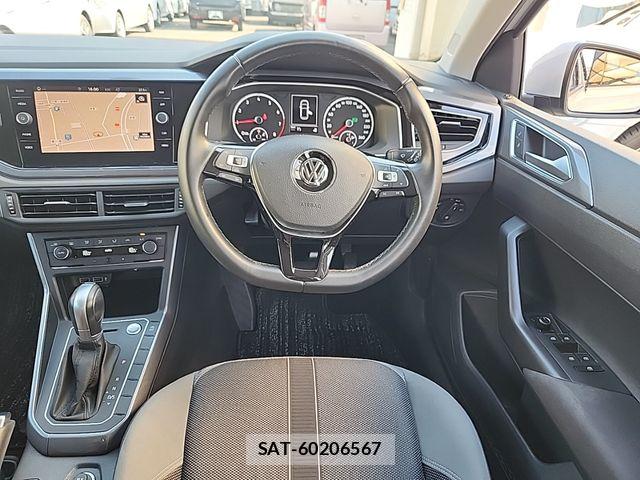 VolksWagen POLO 2018-07 7903631-12
