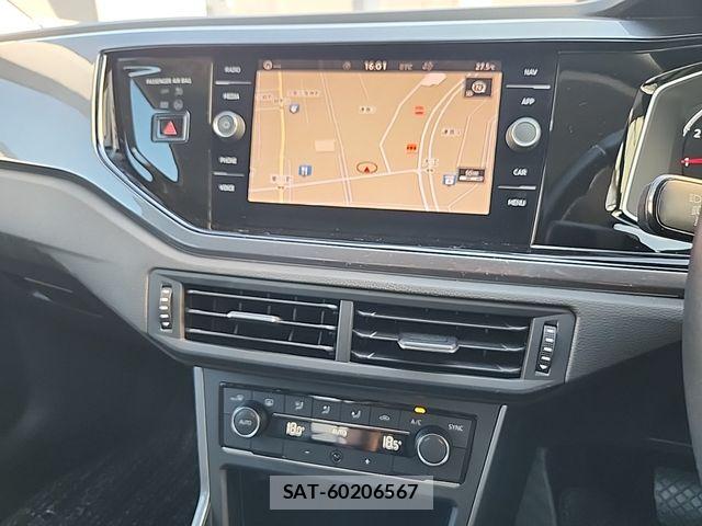VolksWagen POLO 2018-07 7903631-17