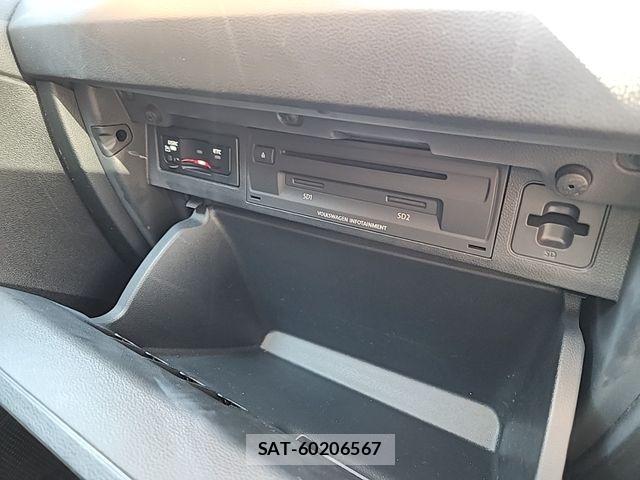 VolksWagen POLO 2018-07 7903631-22