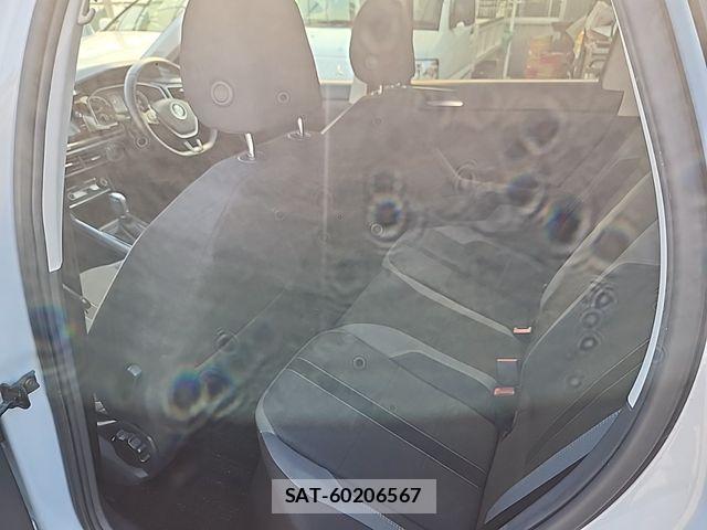 VolksWagen POLO 2018-07 7903631-25
