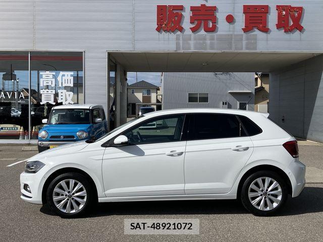 VolksWagen POLO 2021-10 7964399-5