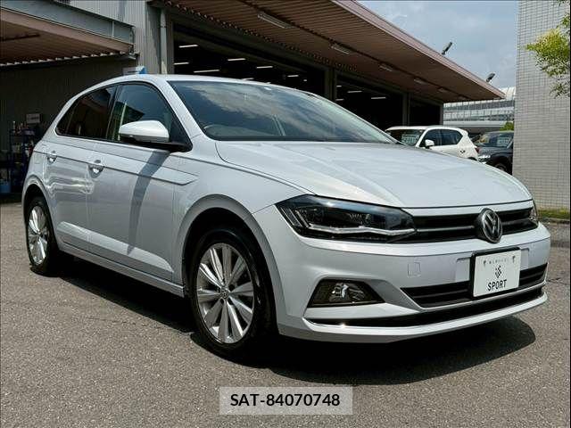 VolksWagen POLO 2018-05 7964398-15