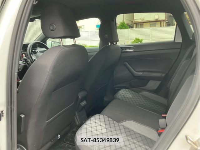 VolksWagen POLO 2023-03 7981574-9
