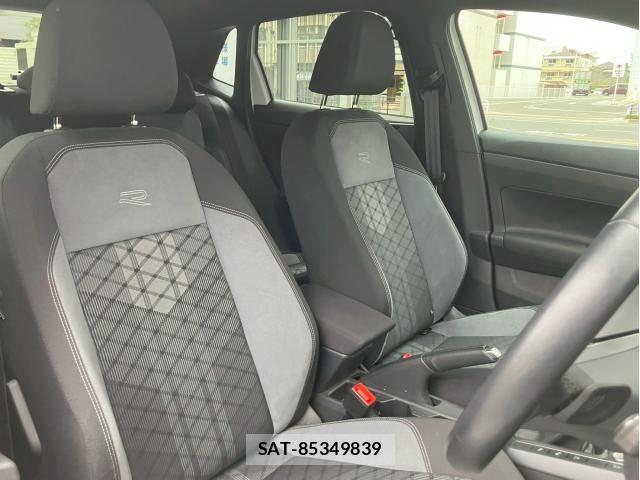 VolksWagen POLO 2023-03 7981574-13