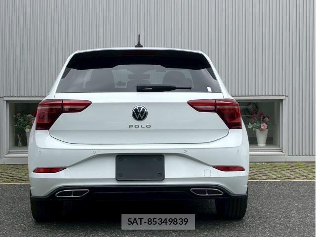 VolksWagen POLO 2023-03 7981574-19