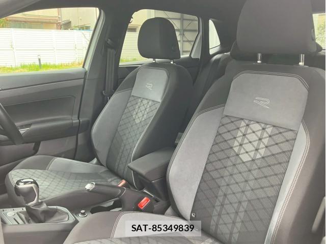 VolksWagen POLO 2023-03 7981574-7