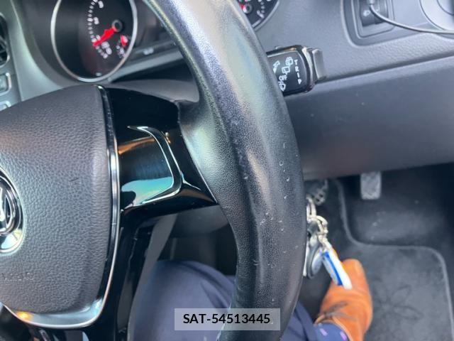 VolksWagen POLO 2015-08 7981577-14